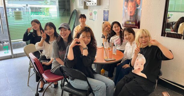 Happy lunch time — with a surprise guest! 👀